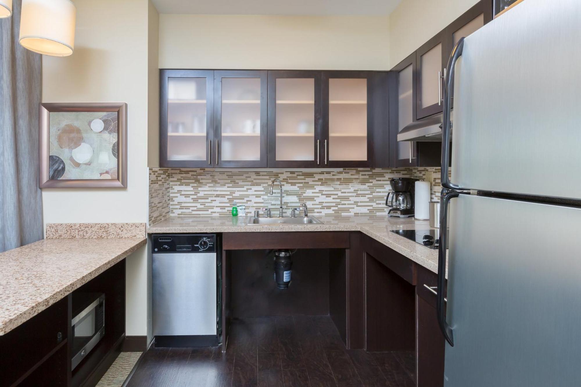 One-Bedroom Suite Tub Mobility Accessible