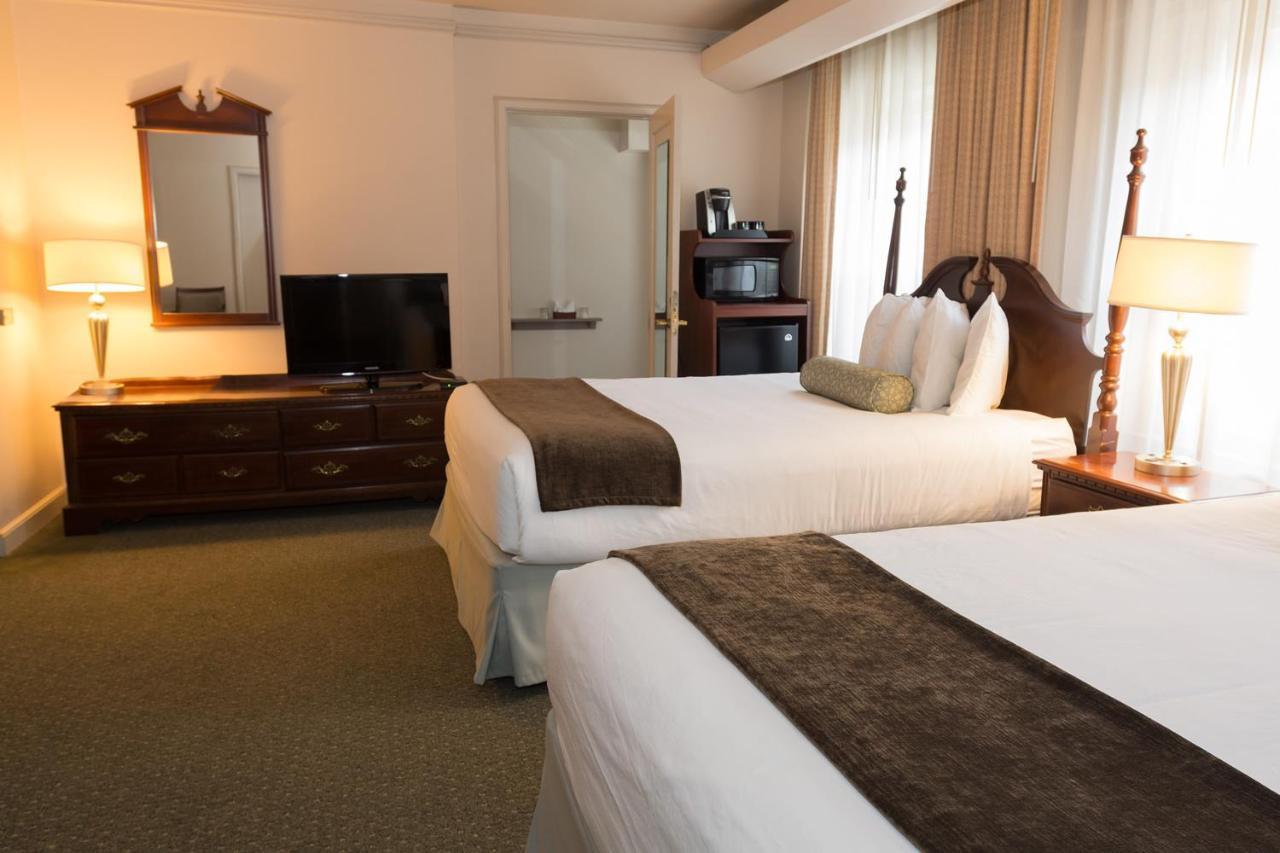 Junior Suite with Two Queen Beds,1695744317:JPEG