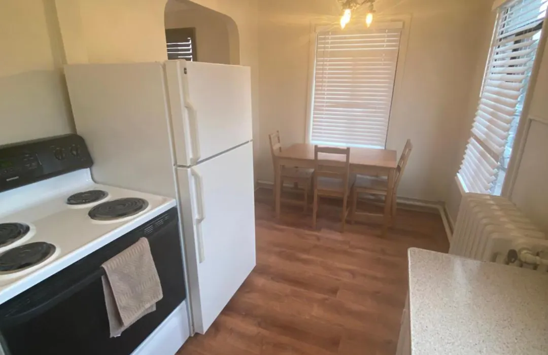 Furnished Apartments - Climate Pledge Arena Next Door-1