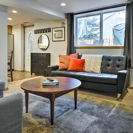 Quaint Seattle Apt About 1 Mi To Uw Campus! Apartment-2