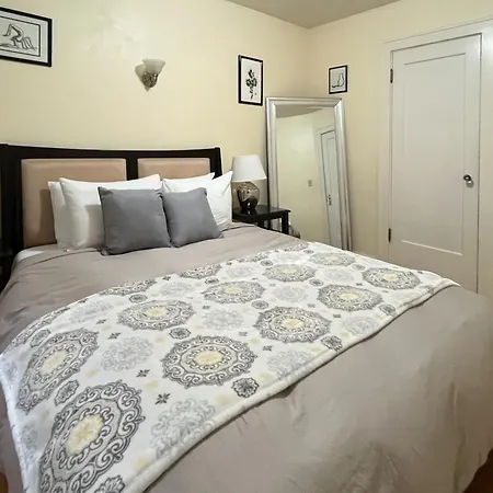Wallingford Heights-2
