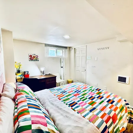 Private Room With Shared Bathroom On The 1St Floor - 10 Min To Seatac Airport And 20 Min To Downtown Seattle-3
