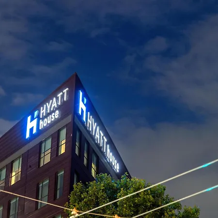 Hyatt House Seattle Downtown-3